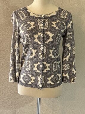 Talbots Womens Small Petite Gray Cream Medallion Print Cardigan Sweater NWOT